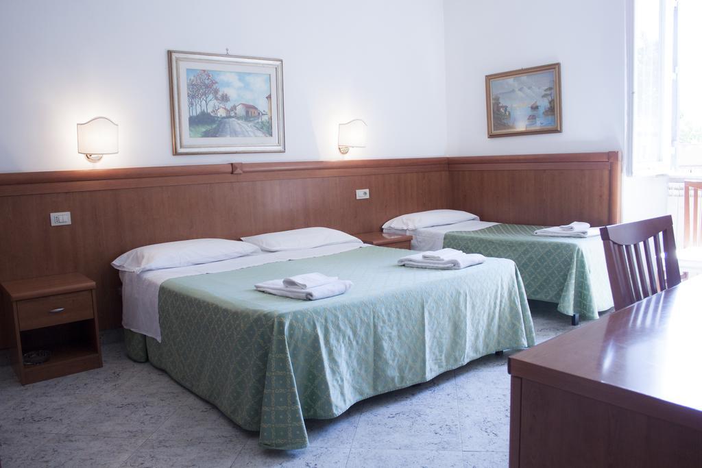 Hotel Art Mary Rom Zimmer foto